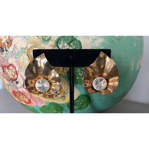 M J Carroll Pierced Pyramid Crystal Center Leaf earrings, Vintage